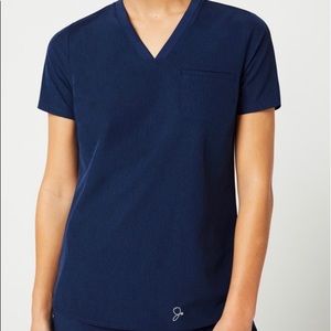 Jaanuu V-neck Scrub Top. Navy. Women’s large.